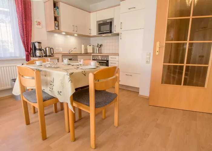 Zur Hanse 3 1 - Zur Hanse Ost 青斯特